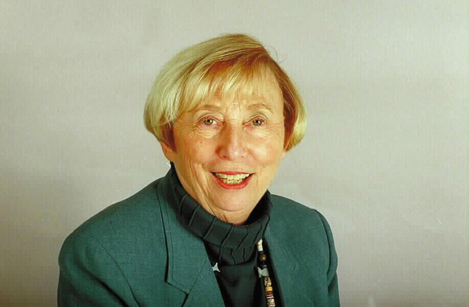 19980324 -- Shirley Davis